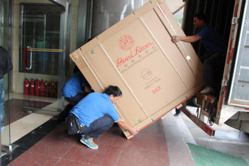 丹棱钢琴贵重工艺品无忧运